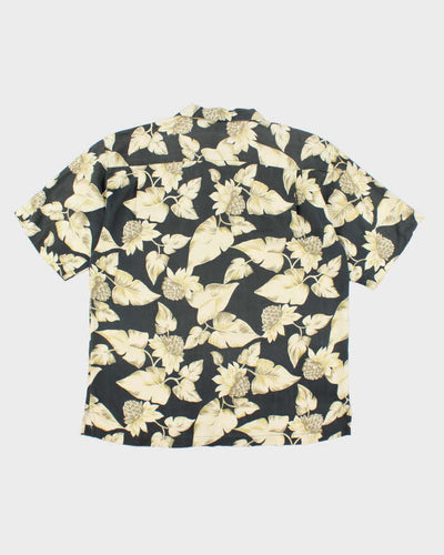 Vintage 90's Tommy Bahama Flower Print Hawaiian Shirt - L