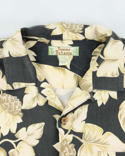 Vintage 90's Tommy Bahama Flower Print Hawaiian Shirt - L