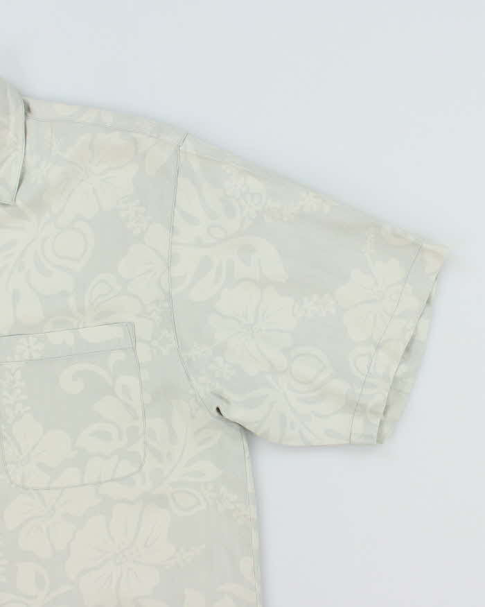Vintage Tommy Bahama Flower Print Hawaiian Shirt - L