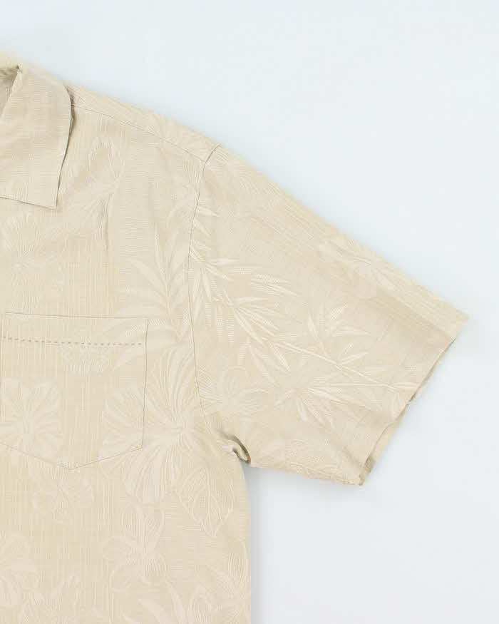 Vintage 2000's Jamaica Jaxx Embossed Floral Hawaiian Shirt - XL
