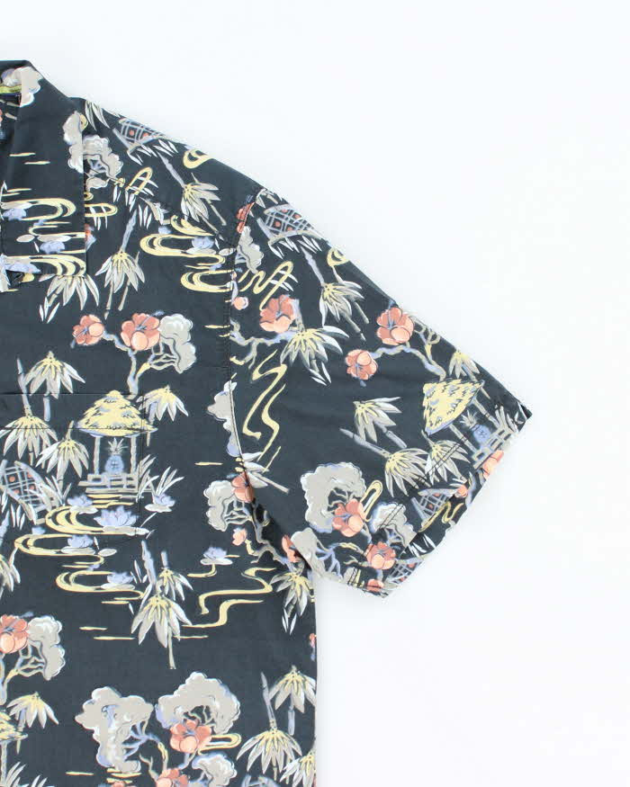 Vintage Tommy Bahama All Over Print Hawaiian Shirt - L