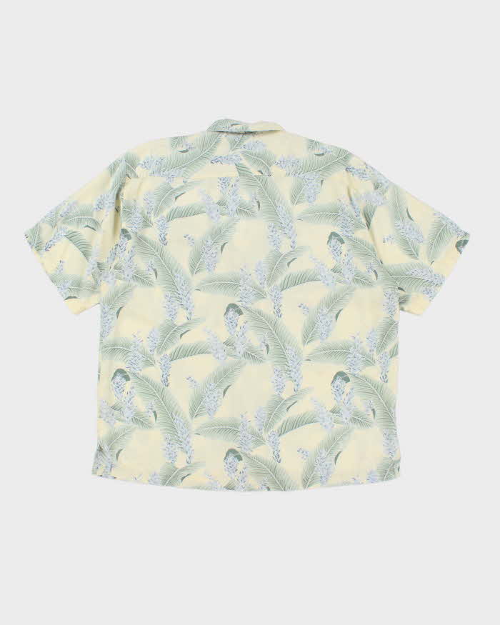 Vintage Tommy Bahama Patterned Lightweight Hawaiian Shirt - L