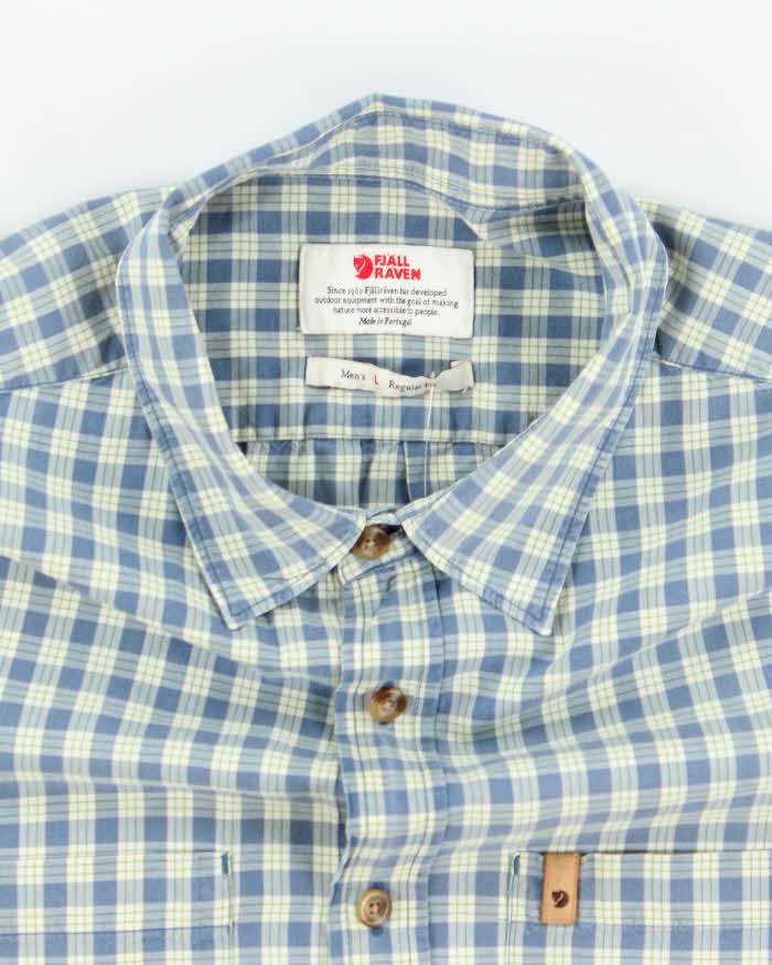 Vintage 2000's Fjall Raven Checked Short Sleeve Shirt - L