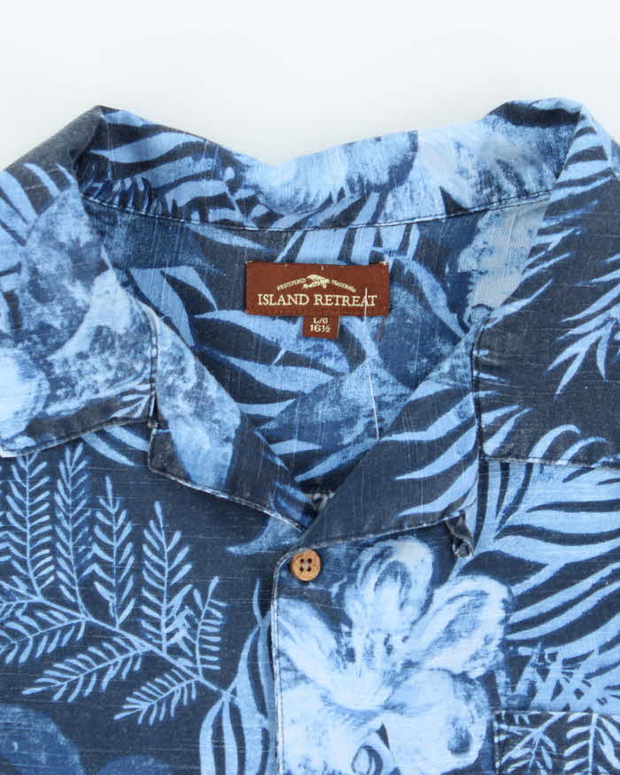 Vintage 2000s Island Retreat Blue Hibiscus Hawaiian Shirt - L