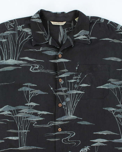Vintage Tommy Bahama Patterned Silk Hawaiian Shirt - M