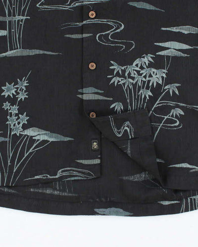 Vintage Tommy Bahama Patterned Silk Hawaiian Shirt - M