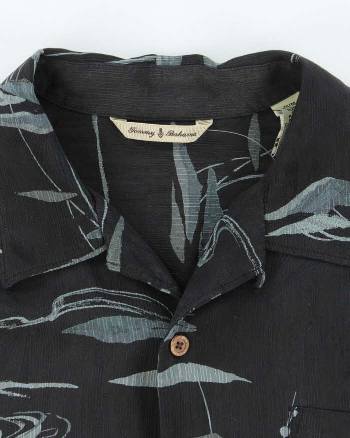 Vintage Tommy Bahama Patterned Silk Hawaiian Shirt - M