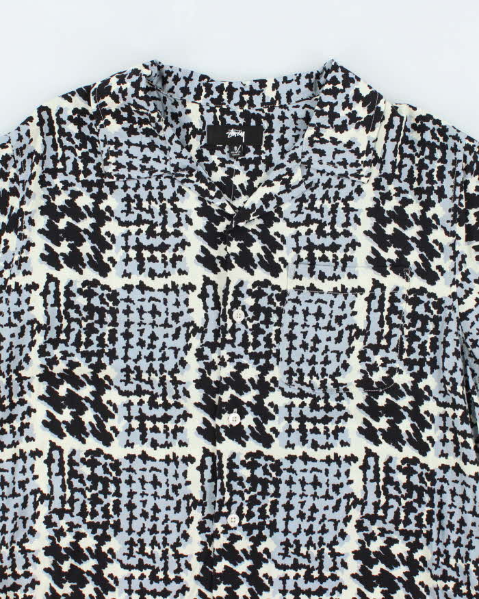 Vintage 2000's Stussy Patterned Lightweight Hawaiian Shirt - S