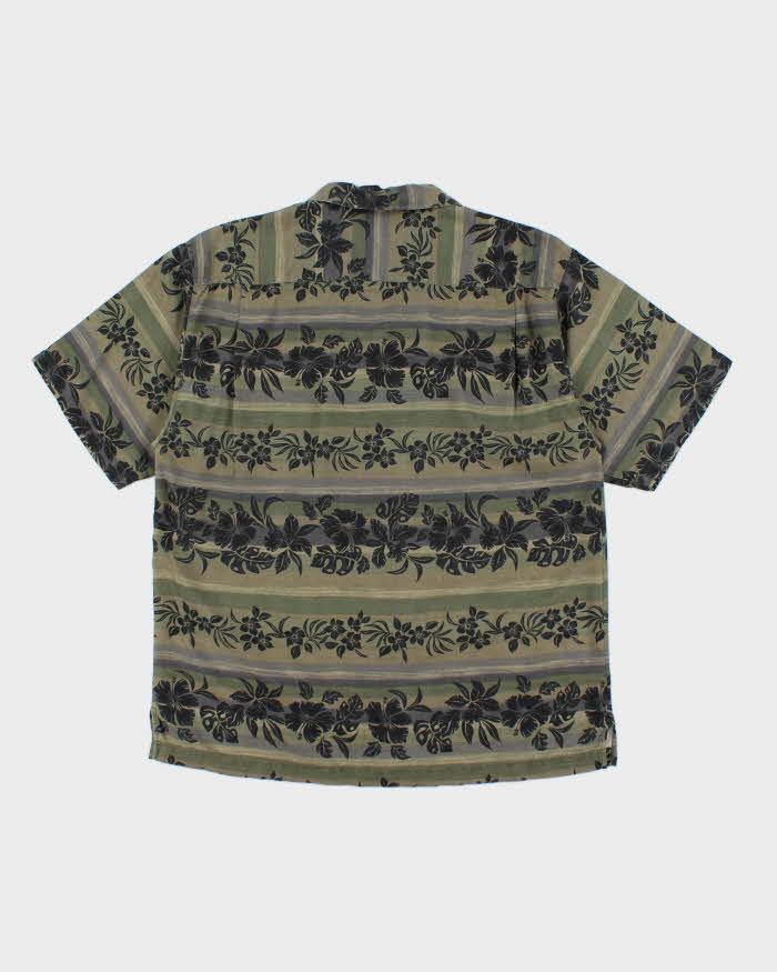Vintage Tommy Bahama Oversized Silk Hawaiian Shirt - M