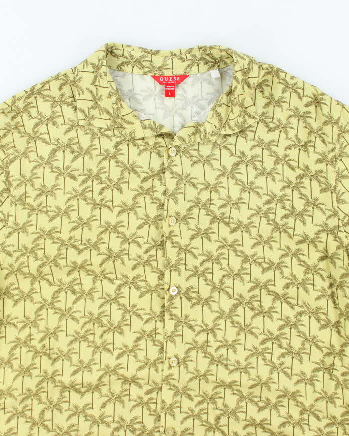Vintage Y2K Guess Palm Printed Lightweight Hawaiian Shirt - L
