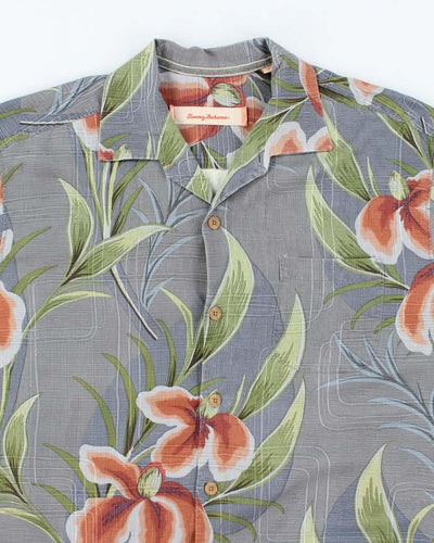 Vintage 2000's Tommy Bahama Silk Patterned Hawaiian Shirt - M