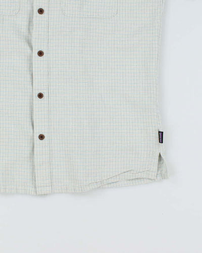 Vintage 2000's Patagonia Checked Short Sleeve Shirt - M