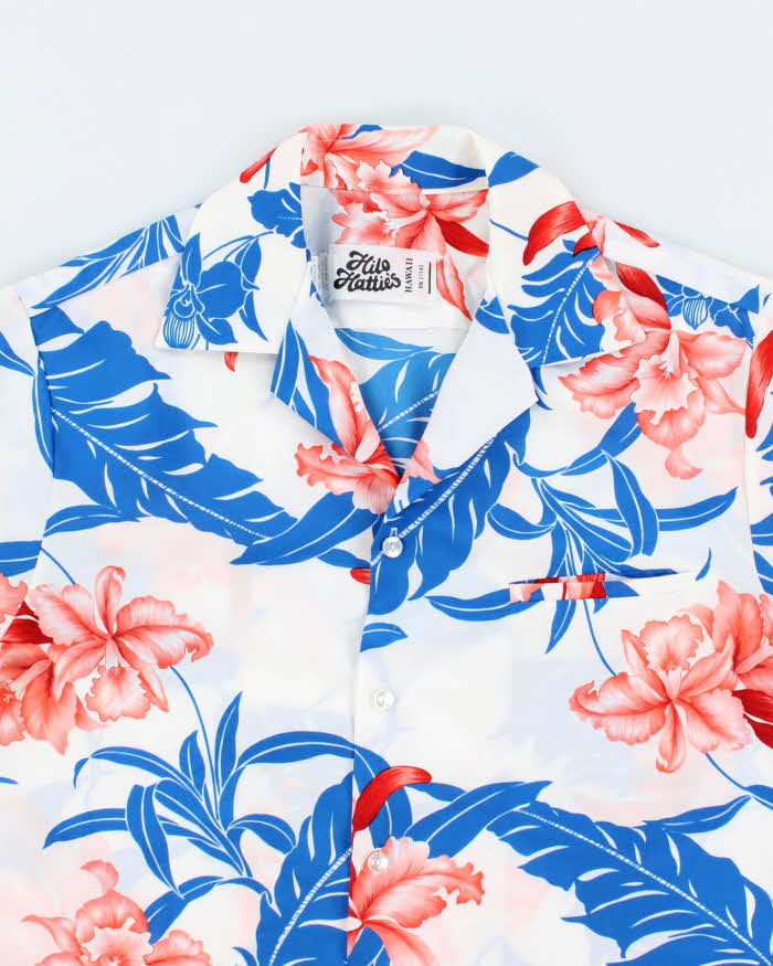 Vintage 90's Hilo Hatties Lightweight Floral Print Hawaiian Shirt - M