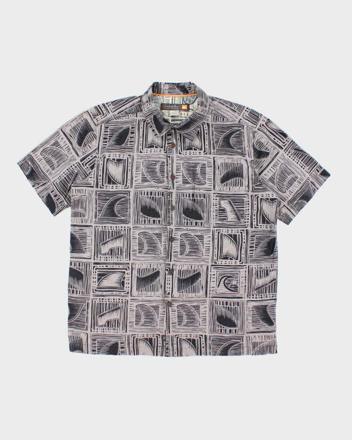 Vintage 2000's Quiksilver Patterned Short Sleeve Hawaiian Shirt - M