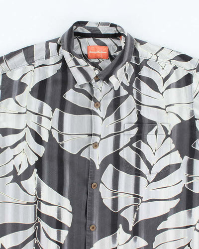 Vintage Tommy Bahama Floral Print Hawaiian Shirt - M
