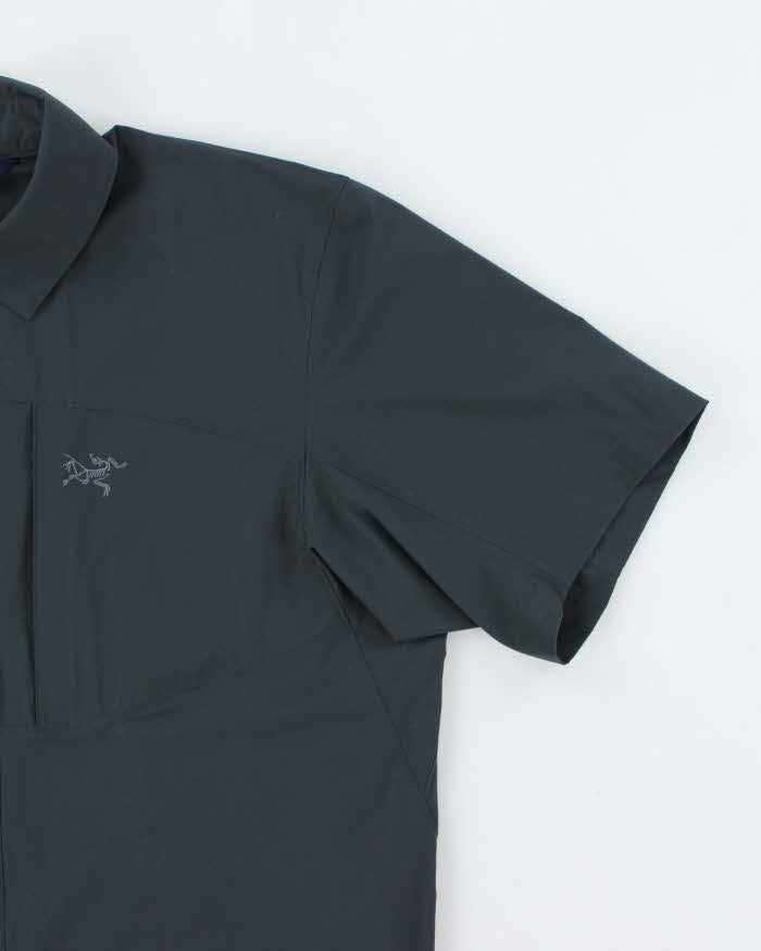 Vintage Y2K Arc'teryx Snap Button Oversized Hiking Shirt - L