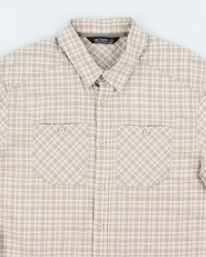 Vintage Arc'teryx Patterned Short Sleeve Shirt - L
