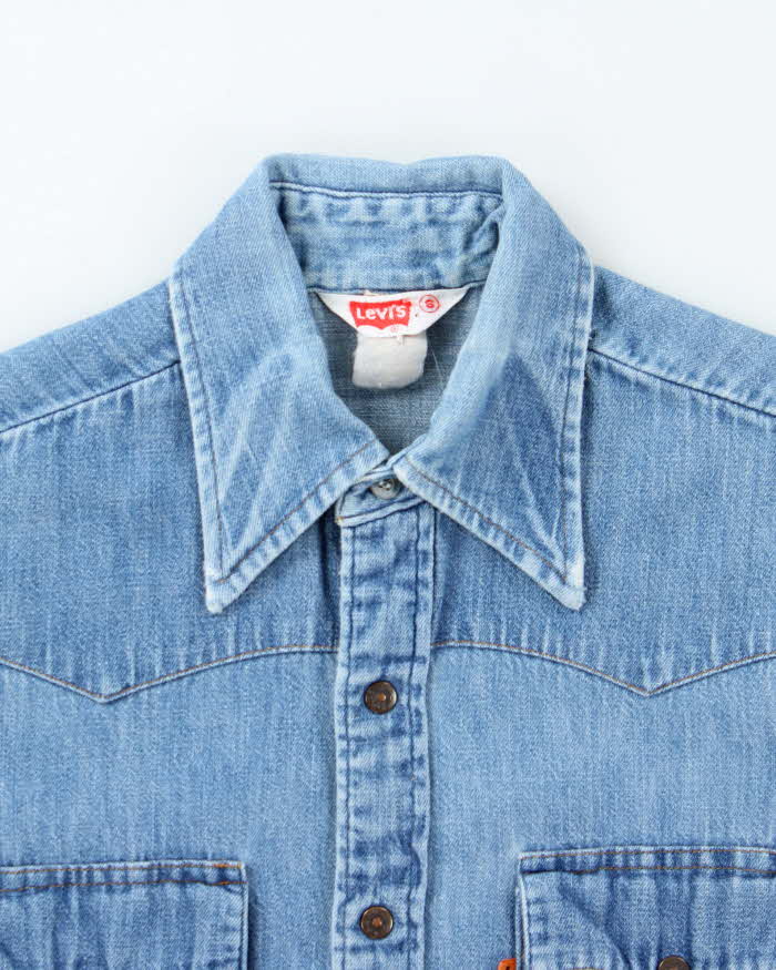 Vintage 90's Levi's Medium Wash Snap Button Denim Shirt - S