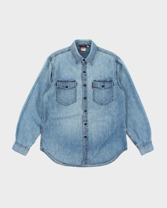 Vintage 2000's Levi's Light Wash Red Label Denim Shirt - M
