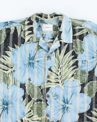Vintage Y2K Tommy Bahama Floral Printed Hawaiian Shirt - L