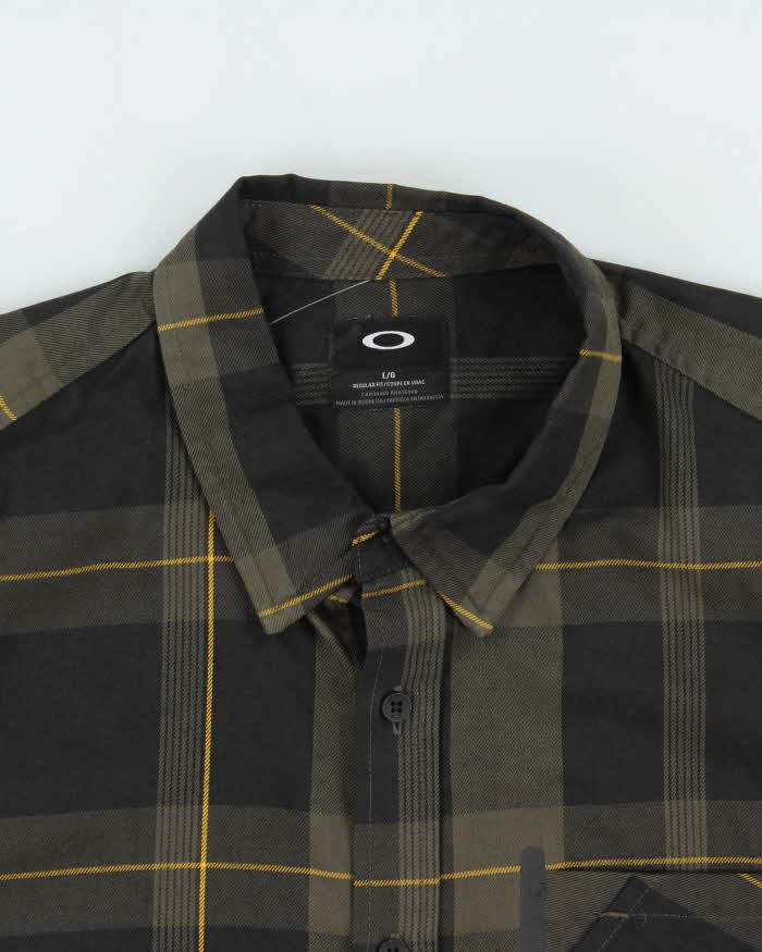 Vintage Oakley Plaid Hip Pocket Long Sleeve Over Shirt - L
