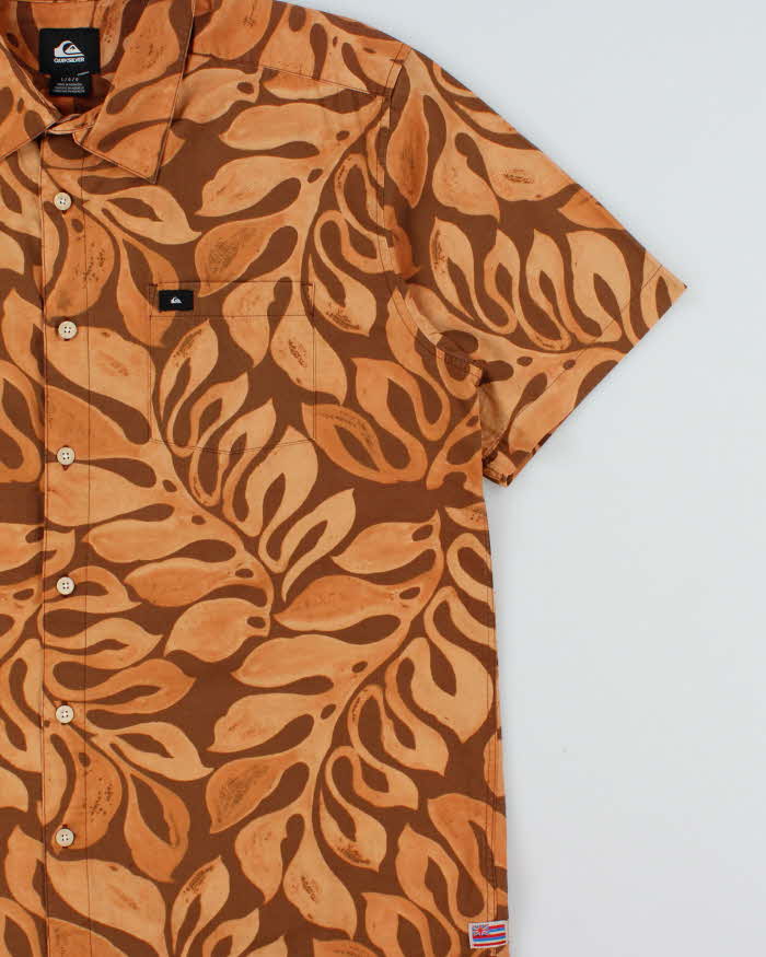 Vintage Quiksilver Floral Short Sleeve Shirt - L