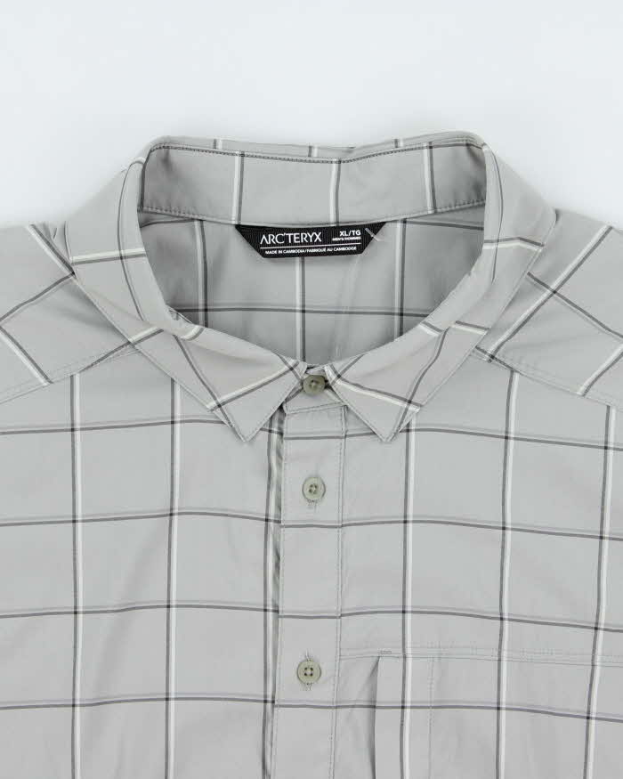 Vintage Arc'teryx 'Reil' Window Pane Check Short Sleeve Technical Shirt - XL