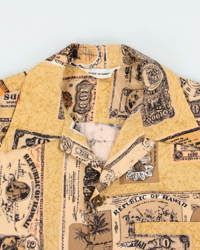 Vintage 1970s Made In USA Dollar Print Hawaiian Shirt - M