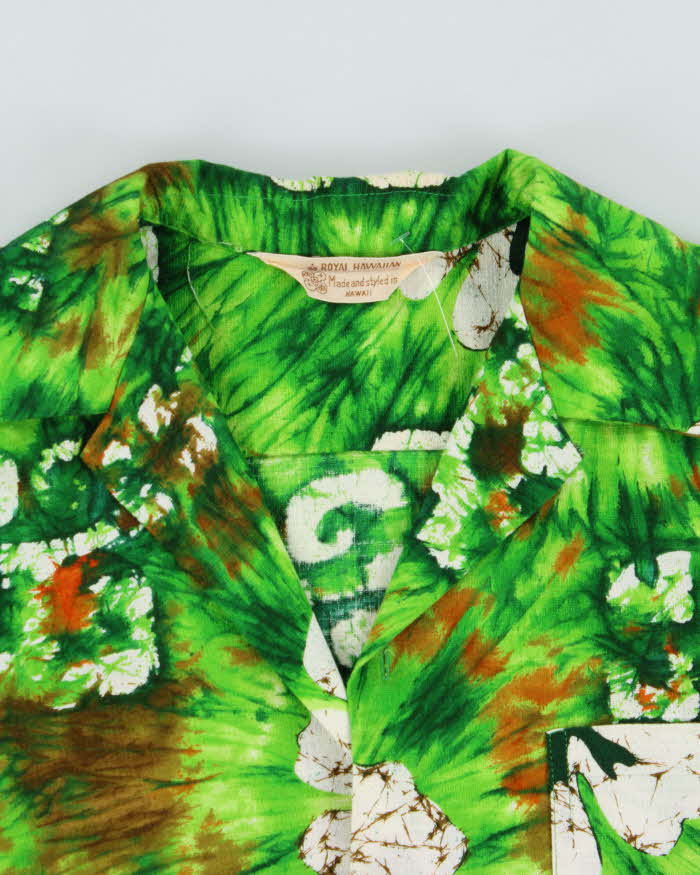 Vintage 1960s Royal Hawaiian Made In USA Heavyweight Coconut Cloth Floral Aloha Shirt - L