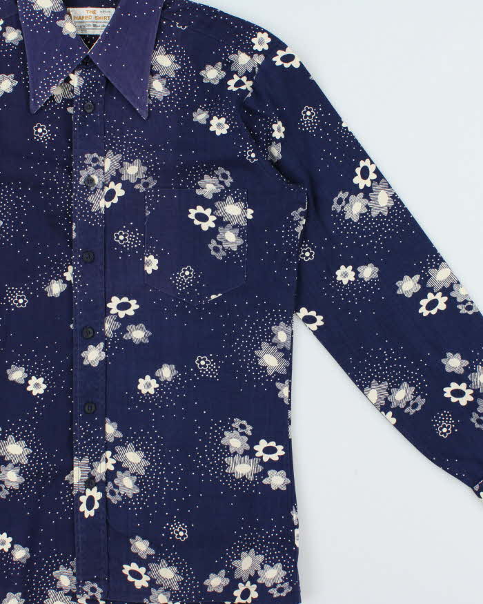 Vintage 1970s Sears 'The Shaped Shirt' Floral Perm Press Long Sleeve Shirt - M