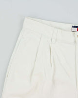 Vintage Y2K 00s Tommy Hilfiger Double Pleated Chino Relaxed Fit Wide Leg Bermuda Shorts - W30