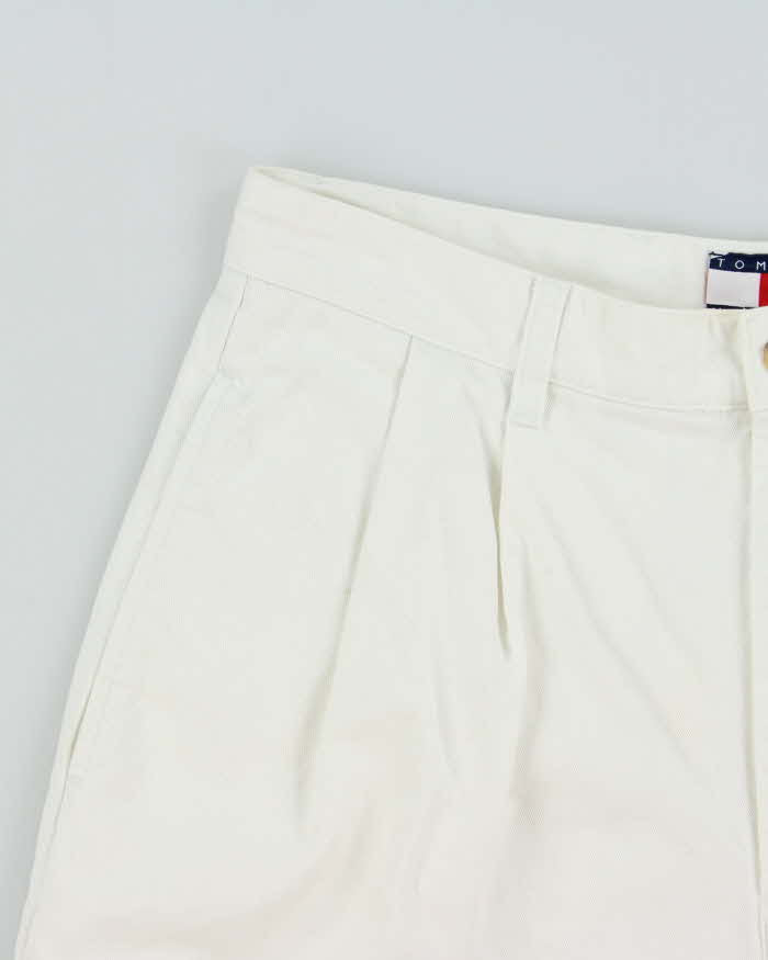 Vintage Y2K 00s Tommy Hilfiger Double Pleated Chino Relaxed Fit Wide Leg Bermuda Shorts - W30