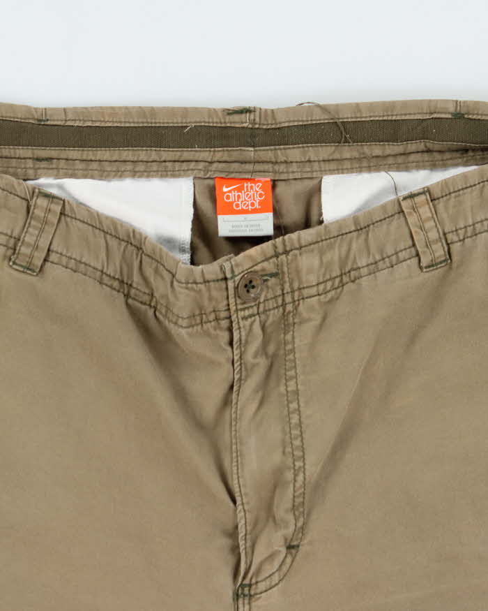 Vintage Y2K 00s Nike Ath Dept. Khaki Canvas Loose Fit Wide Leg Cargo Shorts - L