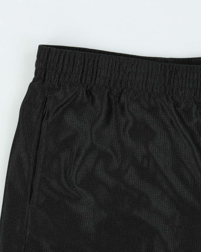 Vintage Y2K 00s Nike Embroidered Loose Fit Wide Leg Basketball Shorts - L