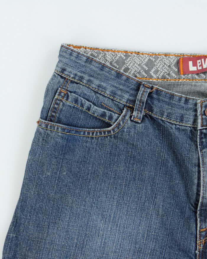 Vintage Y2K 00s Levi's 'Husky' Relaxed Fit Knee Length Denim Jean Shorts - W33