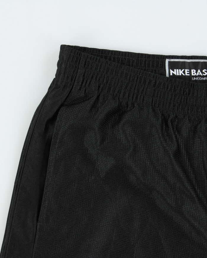 Vintage Y2K 00s Nike Heavyweight Satin Wide Leg Loose Fit Basketball Shorts - L
