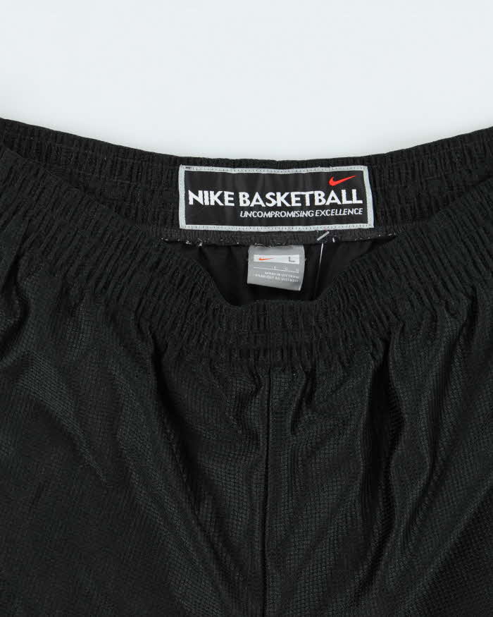 Vintage Y2K 00s Nike Heavyweight Satin Wide Leg Loose Fit Basketball Shorts - L