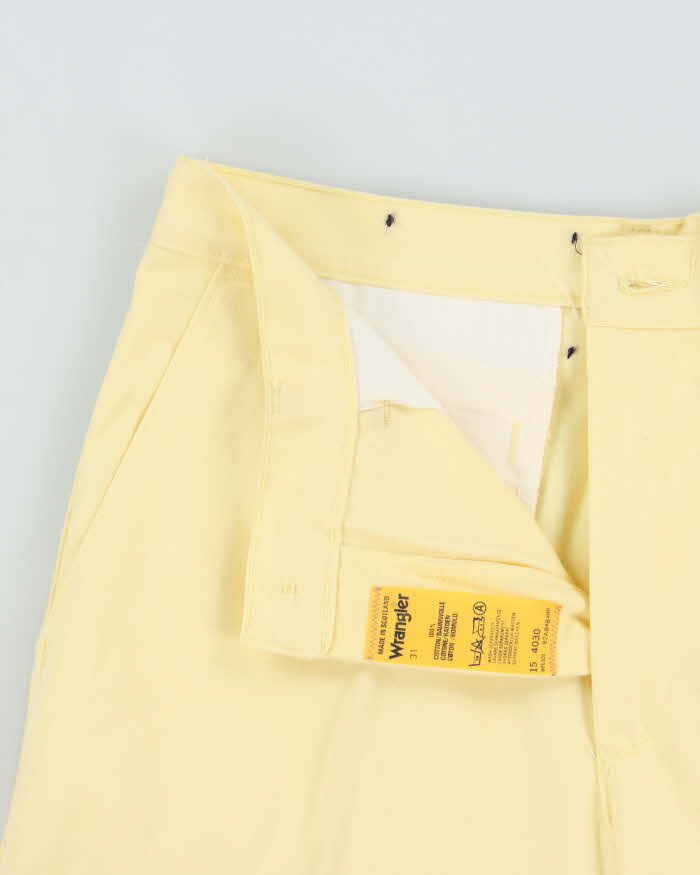 DSWT Vintage 1970s Wrangler Butter Yellow Pleated Cotton Bermuda Shorts - W28