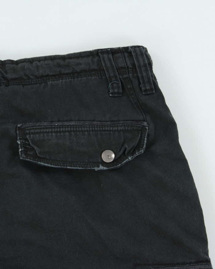 Vintage Y2K 00s Quiksilver Heavyweight Embroidered Relaxed Fit Cargo Shorts - W34