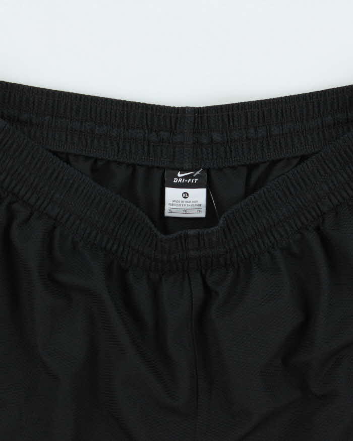 Vintage Nike Dri-Fit Loose Fit Mesh Embroidered Basketball Shorts - XL
