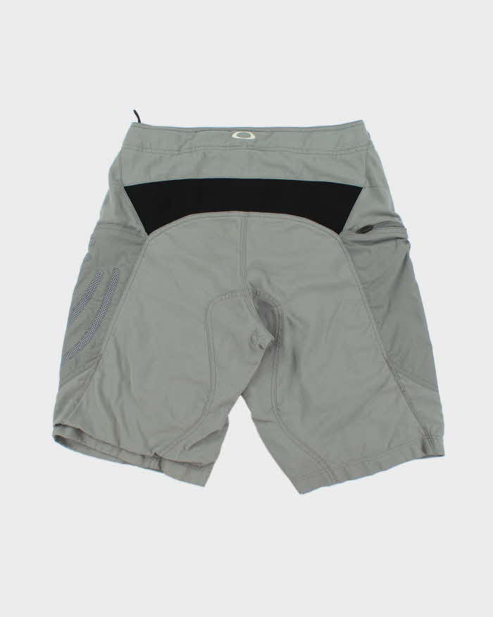 Vintage Y2K 2006 Oakley Soft Shell Relaxed Fit Wide Leg Technical Shorts - M