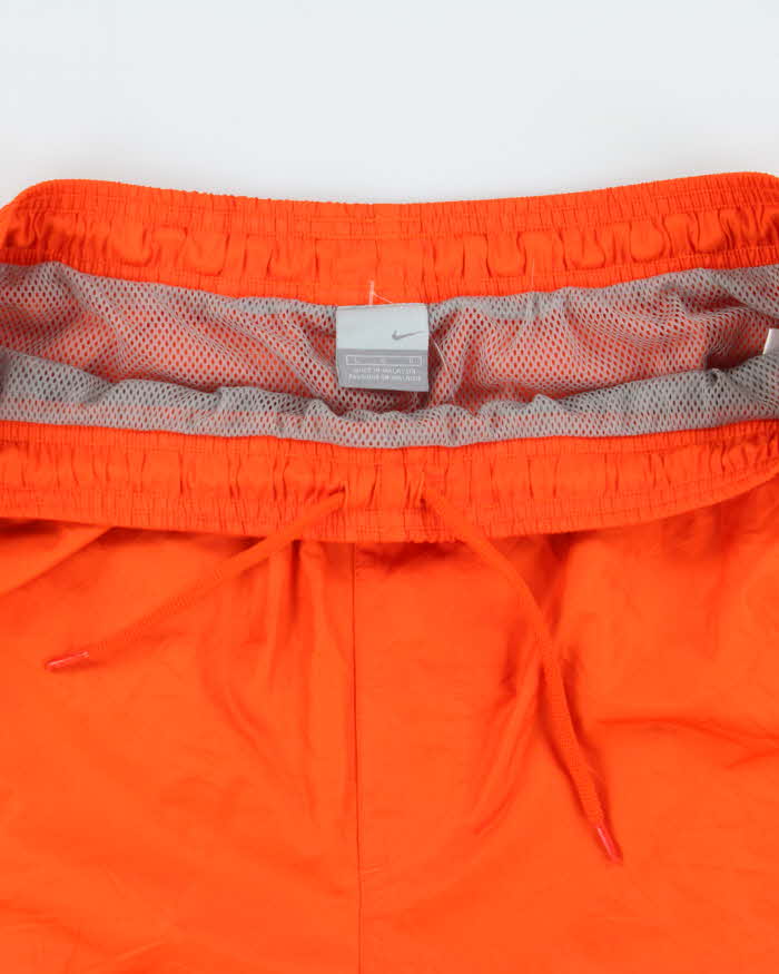 Vintage Y2K 00s Nike Soft Shell Relaxed Fit Wide Leg Casual / Swim Shorts - L