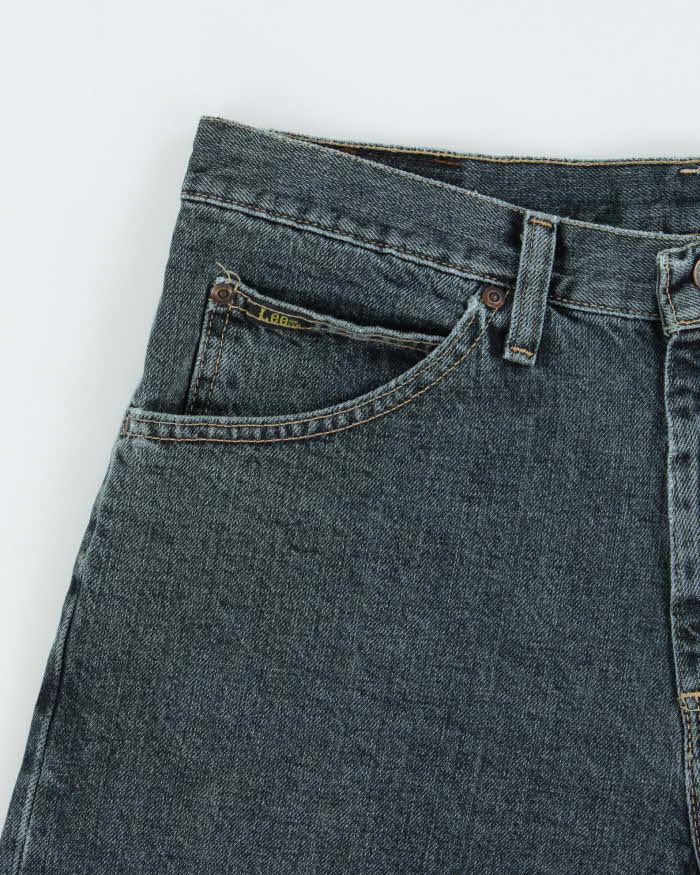 Vintage Y2K 00s Lee Stone Wash Relaxed Fit Wide Leg Denim Jean Shorts - W32