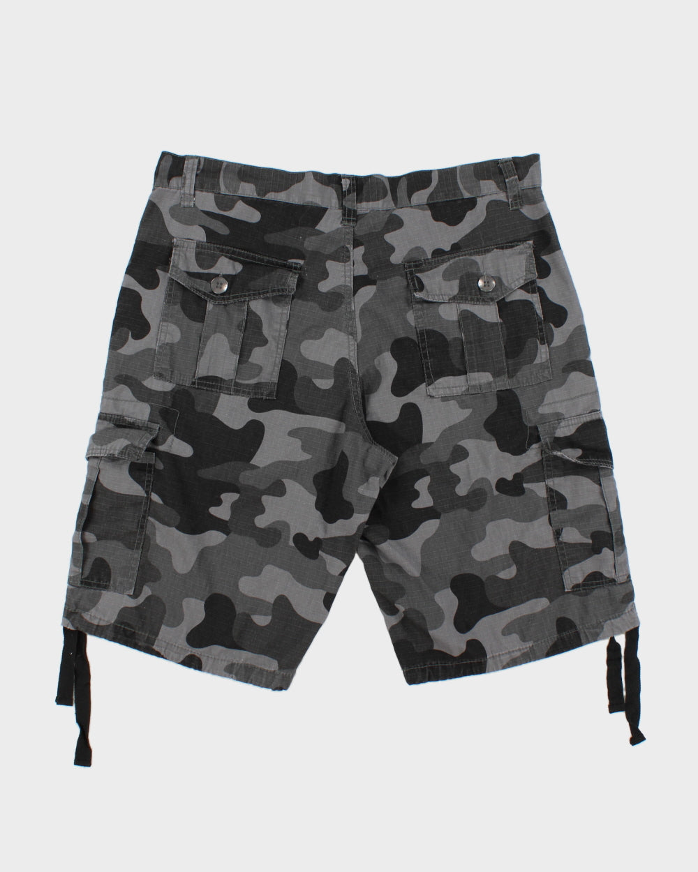 Vintage Y2K 2000s Southpole Camouflage Relaxed Fit Cargo Shorts - W36