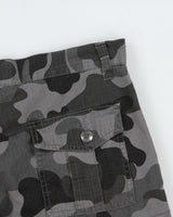 Vintage Y2K 2000s Southpole Camouflage Relaxed Fit Cargo Shorts - W36