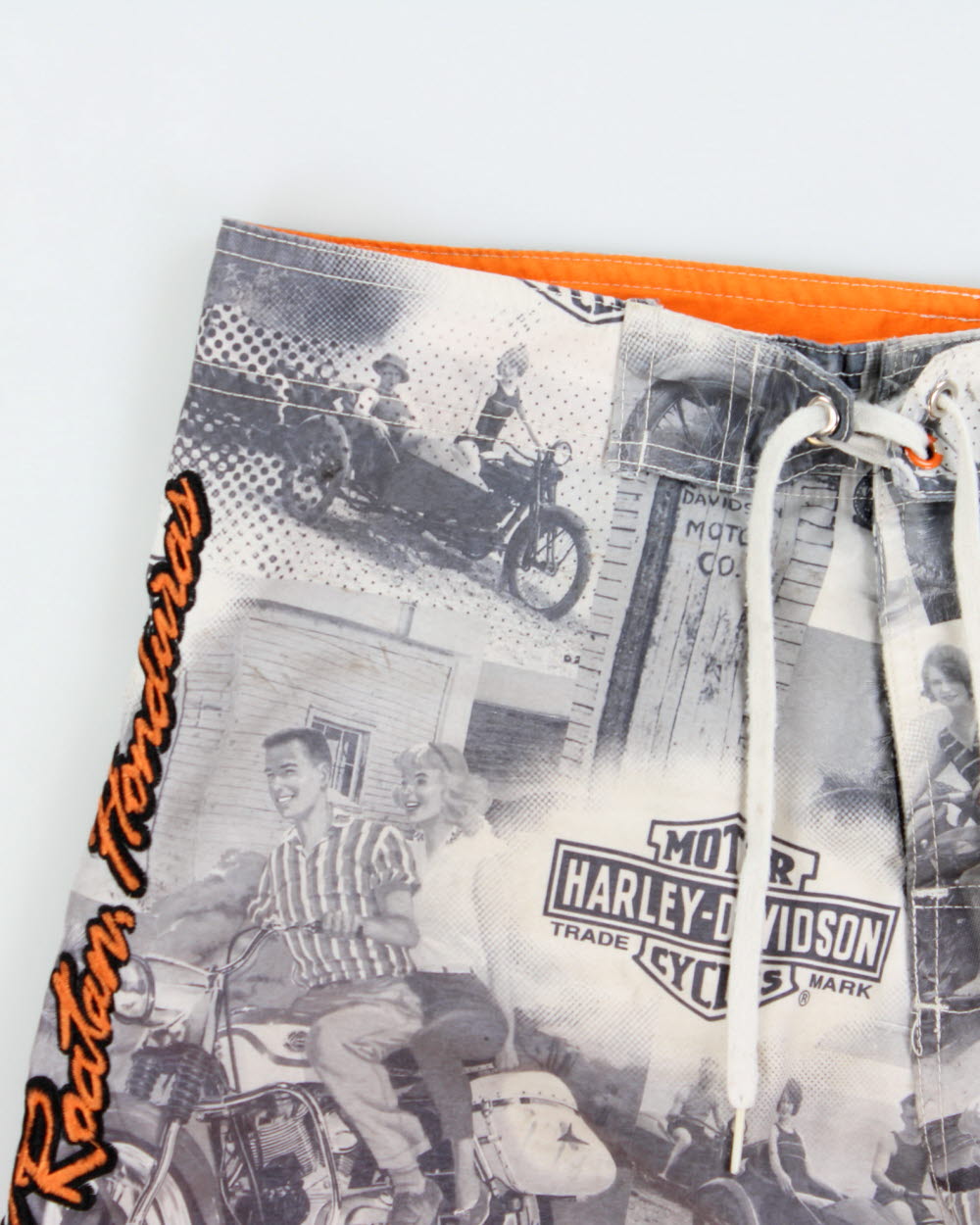 Vintage Harley Davidson Embroidered Relaxed Fit Biker Graphic Board Shorts - W34