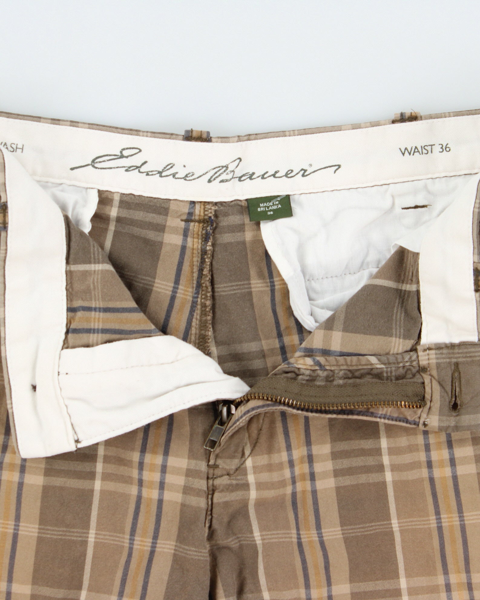 Vintage Eddie Bauer Plaid Legend Wash Relaxed Fit Chino Shorts - W36