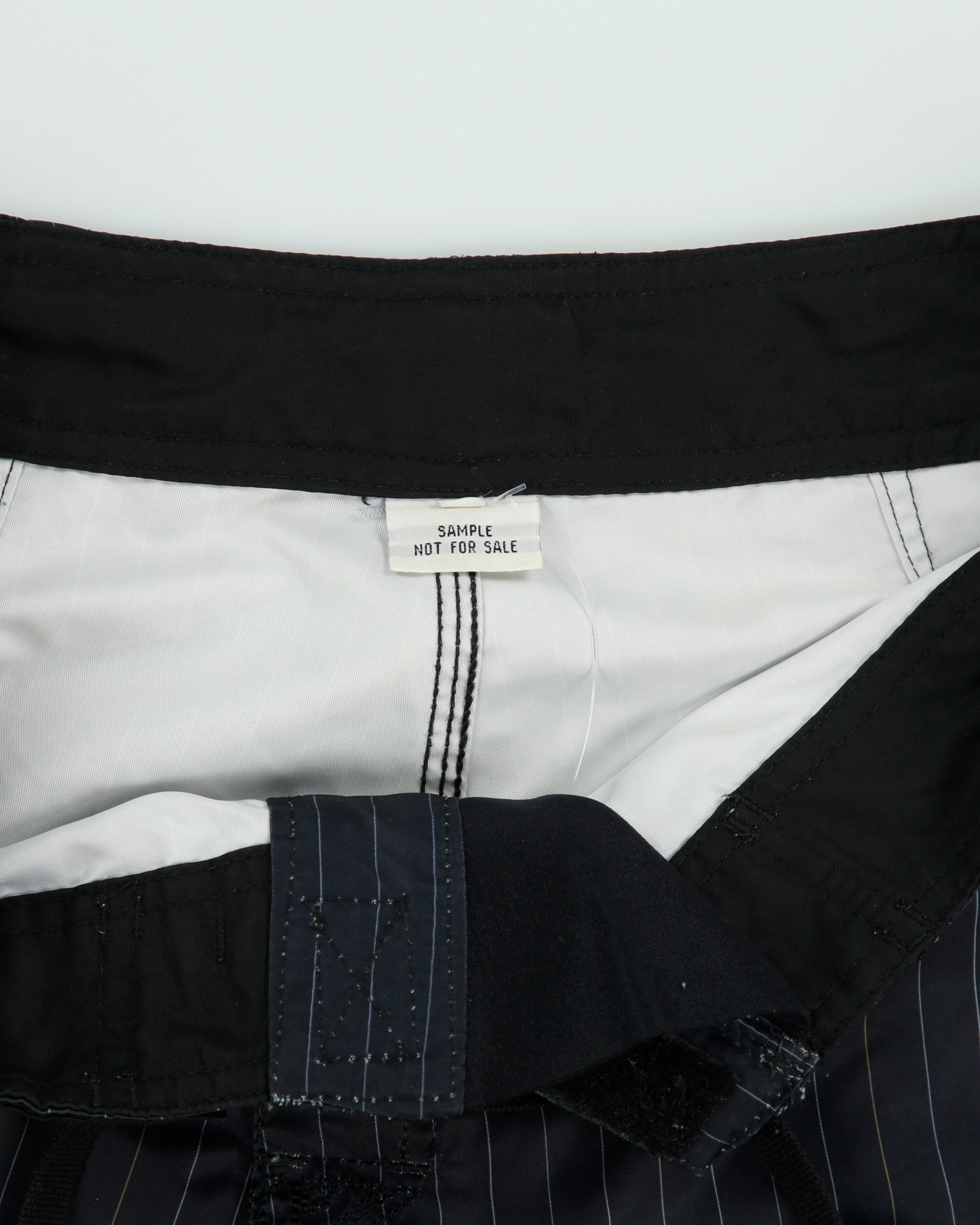Vintage Y2K 00s Quiksilver Navy Pinstriped Relaxed Fit Shell Board Shorts - W30