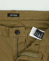 Vintage Arc'teryx Straight Leg Technical Shorts - W36