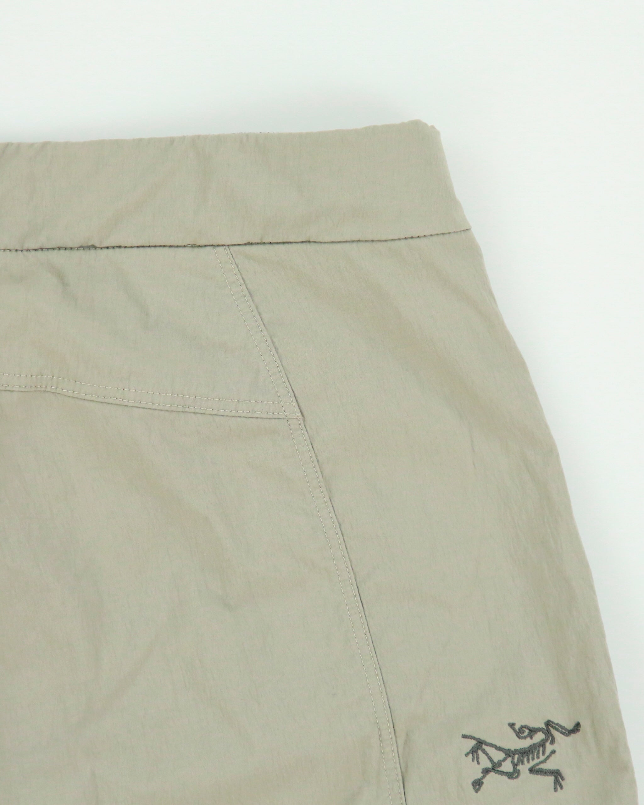Vintage Arc'teryx Soft Shell technical Shorts - W31